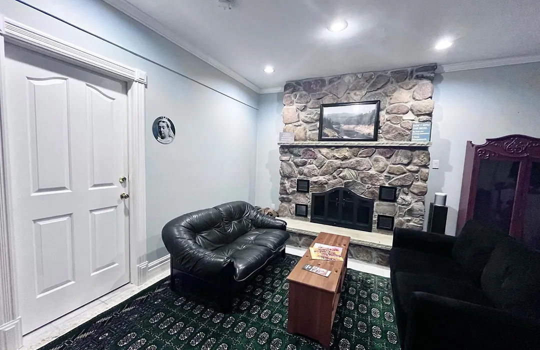 Caledon Manor And Country Inn-1